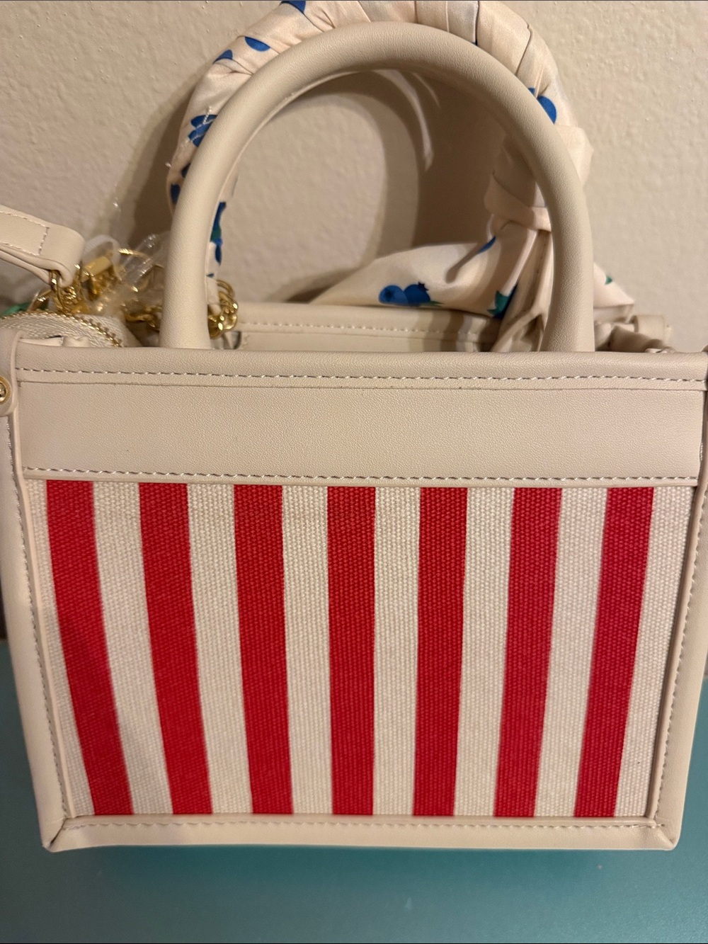 Betsey Johnson Crossbody Purse - Picture 2 of 8